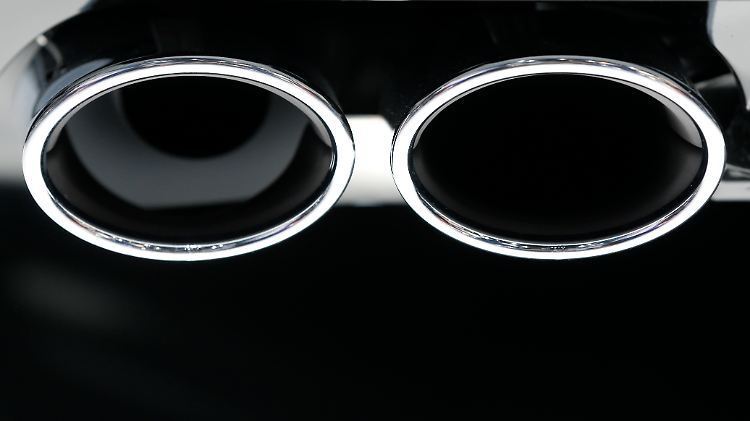 AP_696117299481.jpg