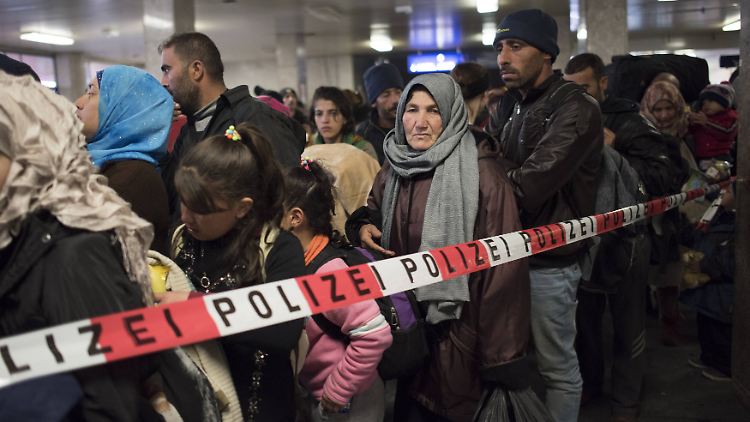 Mit 5000 Flüchtlingen auf der Balkanroute rechtnet das UNHCR in den kommenden Monaten - im Durchschnitt.