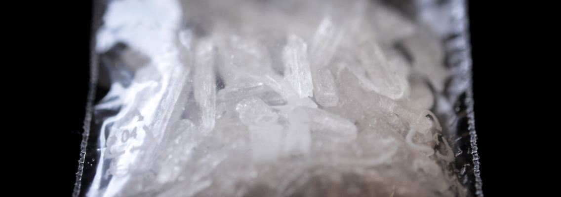 Ein Beutel mit der Droge Crystal Meth.
