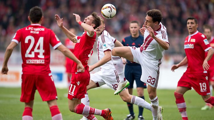 Voller Einsatz: In der Alten Försterei ging es zwischen dem 1. FC Union Berlin und dem 1. FC Nürnberg zur Sache.
