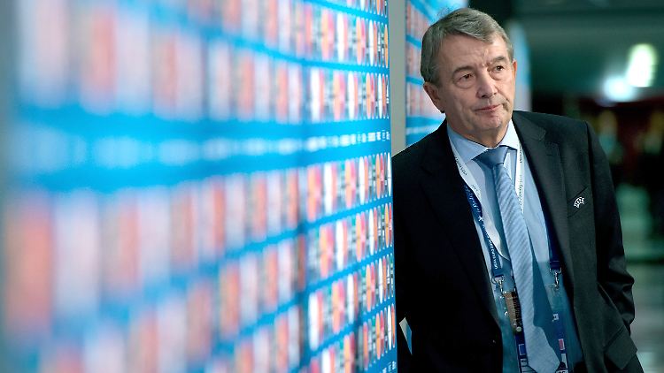 Die Vorwürfe wiegen schwer. Bisher will sich Wolfgang Niersbach allerdings nicht dazu äußern.