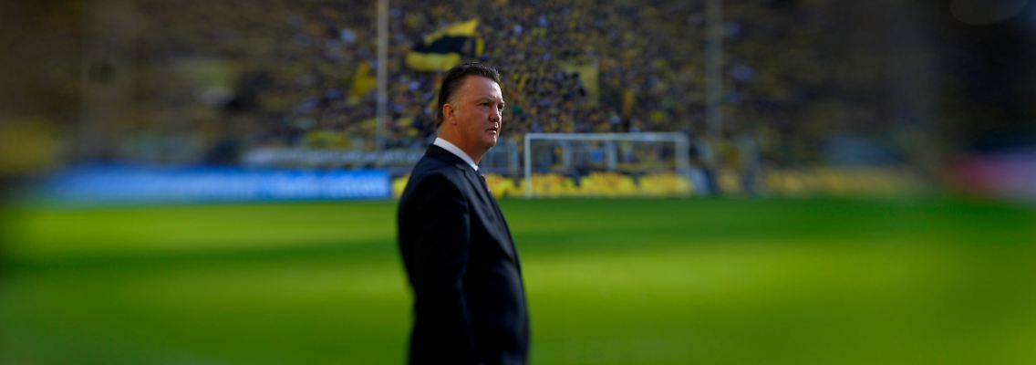 Bayern-Coach Louis van Gaal sah eine starke erste Halbzeit seines Teams und dann einen starken Einbruch. Sein Kommentar: "Wir müssen weiter den Glauben haben."