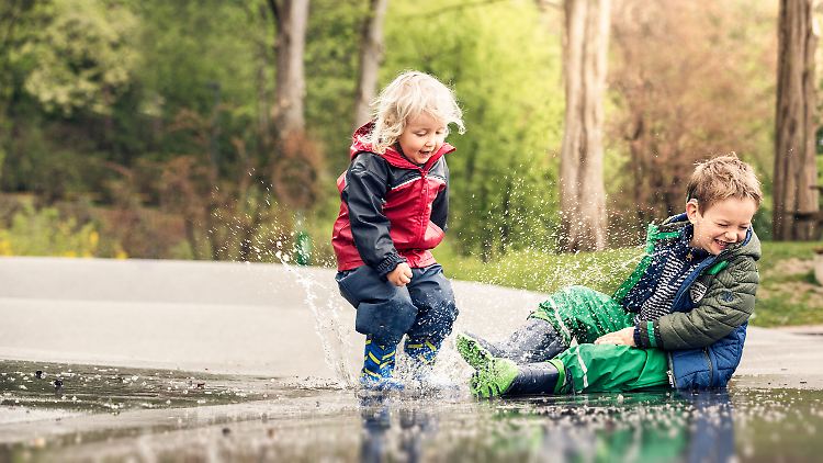 Die milden Temperaturen locken Kleine und Große nach draußen.