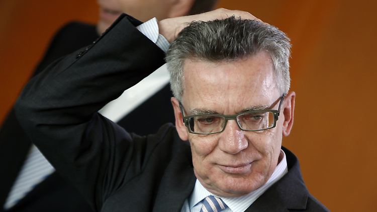 Der Widerstand kam sofort - die prominenten Unterstützer des Innenministers melden sich nun langsam ebenfalls zu Wort.