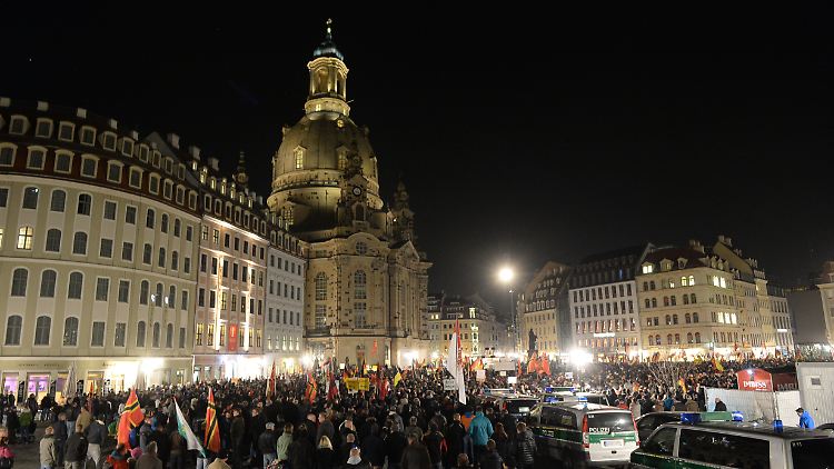 Der Theaterplatz in Dresden.