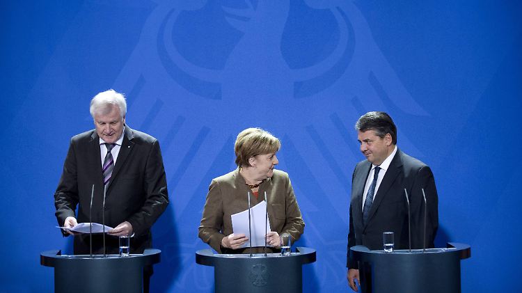 Haben wieder etwas mehr Zuspruch vom Wähler: die Parteichefs Seehofer, Merkel und Gabriel.