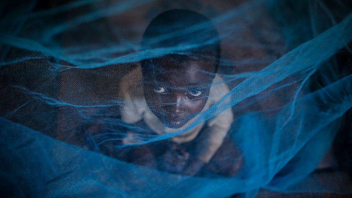 Aufnahme eines Flüchtlingsjungen aus Burundi im Nachbarland Ruanda. Tausende Menschen sind bereits aus dem Land geflohen.