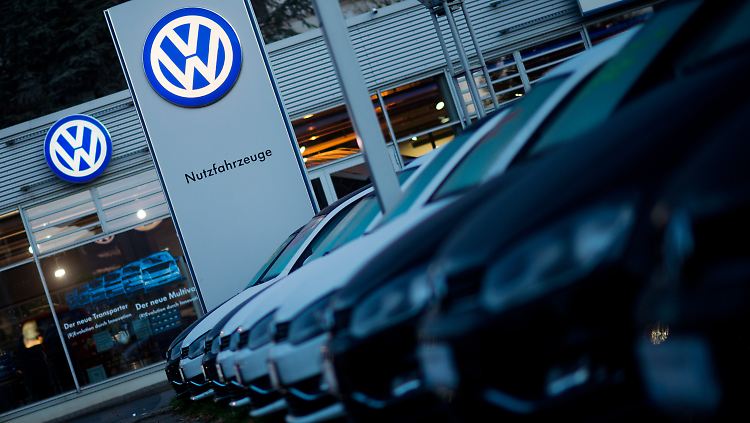 MyRights fordert, dass VW seine manipulierten Wagen zum Neupreis zurückkauft. 