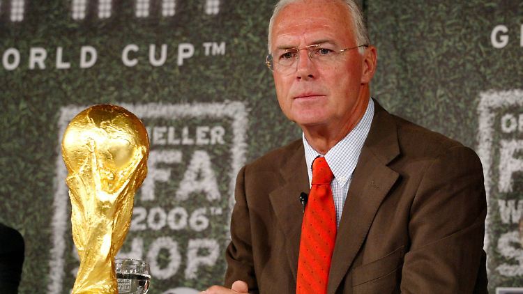 Franz Beckenbauer bleibt die Schlüsselfigur in der Affäre um die Fußball-WM 2006.