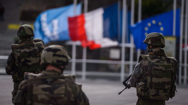 Seit knapp einem Jahr befindet sich Frankreich im Ausnahmezustand.