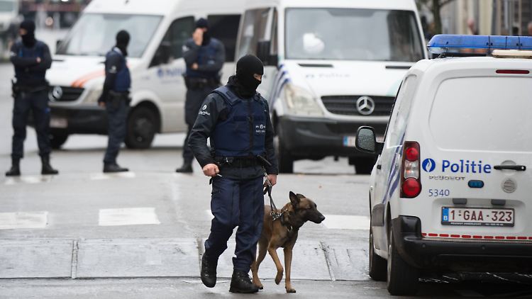 Zwei Terrorverdächtige wurden am Samstag in Brüssel gefasst. Hier im Stadtteil Molenbeek gab es am Montag erneut Razzien.