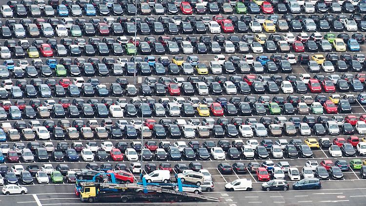 Leichtes Minus für VW bei den ACEA-Neuzulassungen: Im Oktober waren es 'nur' 277.000 Fahrzeuge.