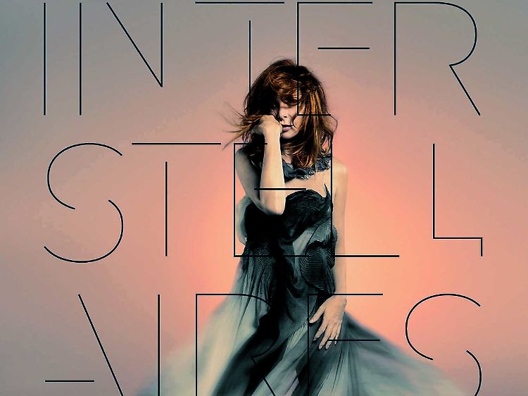 Der Song "Stolen Car" befindet sich auf dem Album "Interstellaires" von Mylène Farmer.