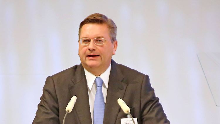 Reinhard Grindel soll den DFB künftig führen - das wünschen sich die Vertreter der 21 Landesverbände im DFB.