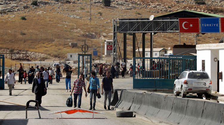 Im September öffnet die Türkei den Grenzübergang in Bab al-Hawa: 75 Prozent der gesamten Grenze zu Syrien sind inzwischen geschlossen. 