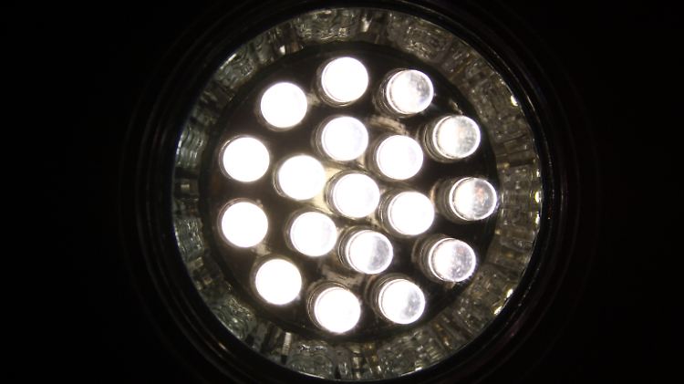 Die LED-Lampen bringen oft noch nicht die gewünschte Ausleuchtung.