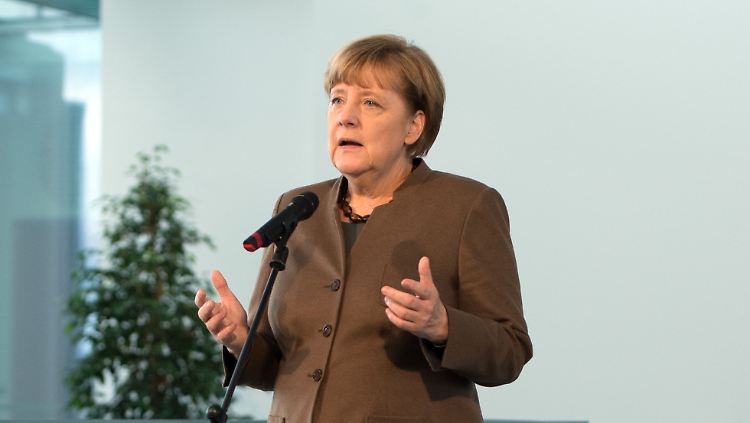 Kurzes Statement, keine Fragen: Merkel im Kanzleramt.
