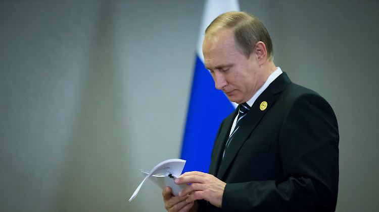 Putins Ukraine-Politik war der Anlass für die Sanktionen, die die russische Wirtschaft massiv belasten.