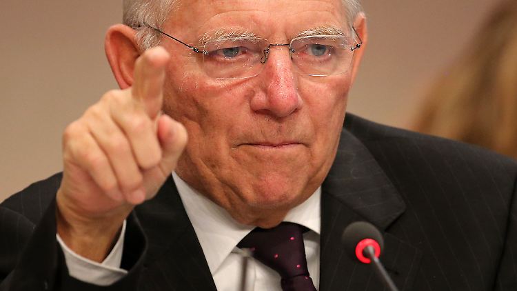 Wolfgang Schäuble: Es geht nicht darum, die AfD mit Parolen zu übertönen. 