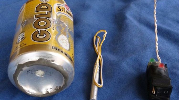 Diese Dose soll mit Sprengstoff gefüllt ein Flugzeug zum Absturz gebracht haben