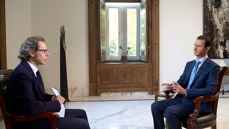 Syriens Machthaber Baschar al-Assad gibt dem italienischen Sender Rai ein Interview.