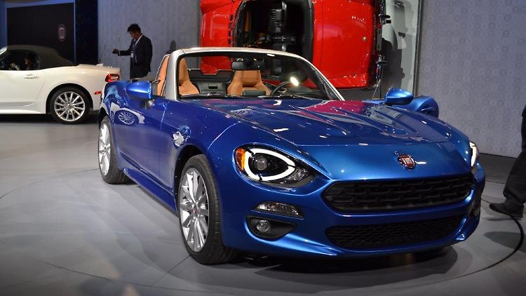 Der neue Fiat 124 ist schnittig, kann aber seine Verwandtschaft mit dem Mazda MX-5 nicht verstecken.