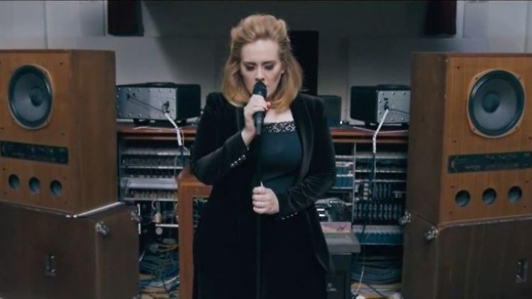 adele.JPG