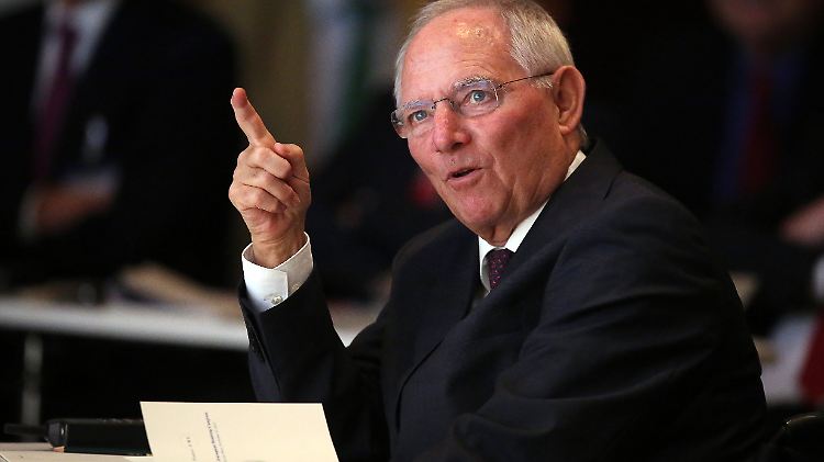 Schäuble fordert ein besseres Management der Außengrenzen und eine Optimierung des Flüchtlingsmanagements.