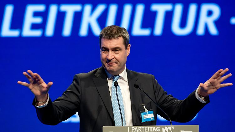 Bayerns Finanzminister Markus Söder will festlegen, dass Flüchtlinge die deutsche Leitkultur anerkennen müssen.