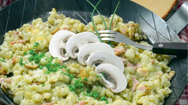 "Käsespätzle Spezial" hat Johann Papp von der Tiroler Oberlandhütte beigesteuert.
