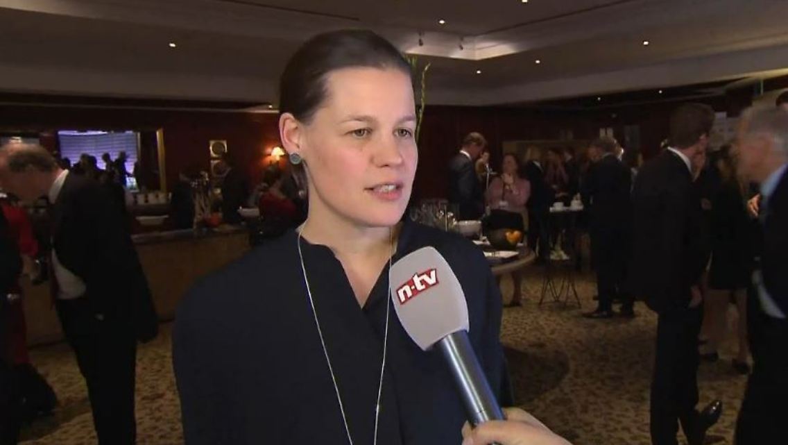gummer1.JPG
