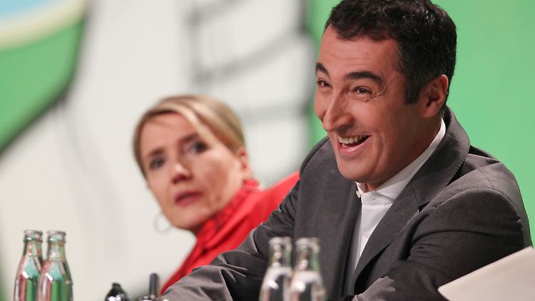 Simone Peter kann rhetorisch nicht mit Cem Özdemir mithalten. 
