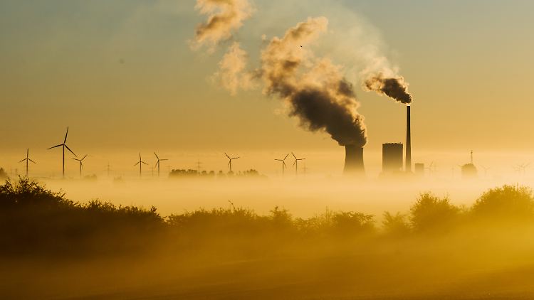 Derzeit kommt 30 Prozent des Stroms in Deutschland aus Erneuerbaren Energiequellen. Kohle spielt noch eine Rolle.