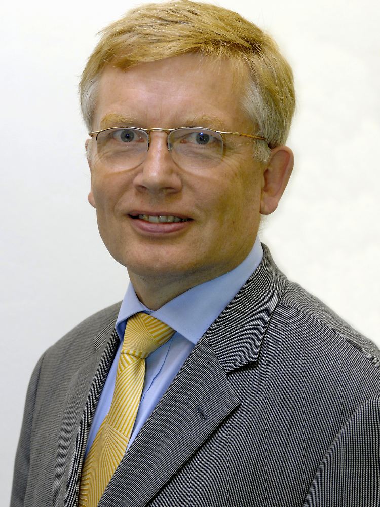 Joachim Wieland ist Professor für Öffentliches Recht an der Deutschen Hochschule für Verwaltungswissenschaften in Speyer.