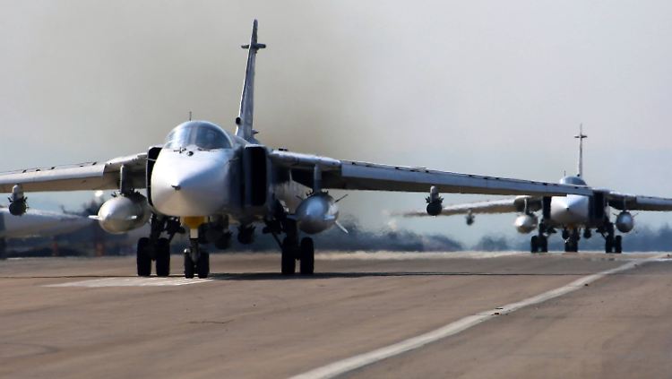 Russland zieht aus Syrien ab, die Luftangriffe werden damit aber nicht zwangsläufig beendet. Auch ein Luftwaffenstützpunkt in dem Land bleibt Moskau erhalten.