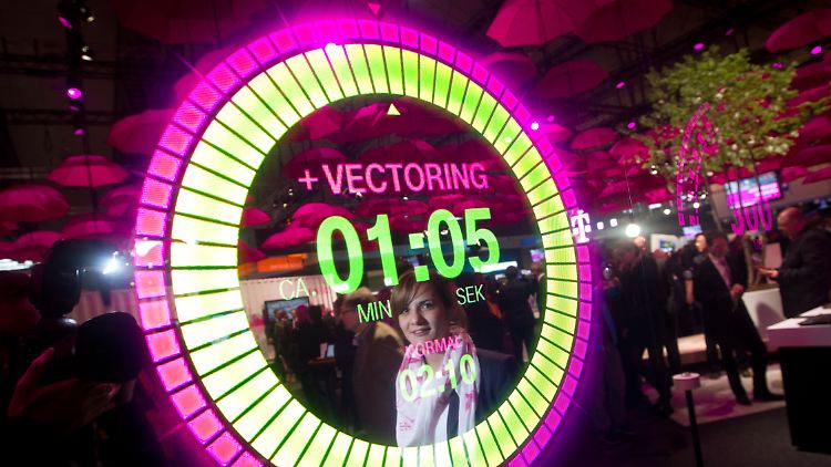 Mit der Vectoring-Technik will die Telekom das Surfen beschleunigen. Dafür bekommt sie faktisch die Kontrolle beim Turbo-Internet.