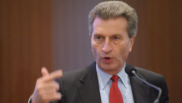Kommissar im Wahlkampfmodus: Oettinger keilt gegen Grüne und AfD im Ländle.