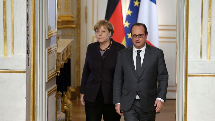 Staatspräsident Hollande (r.) und Kanzlerin Merkel: Entlastung in Mali vereinbart.