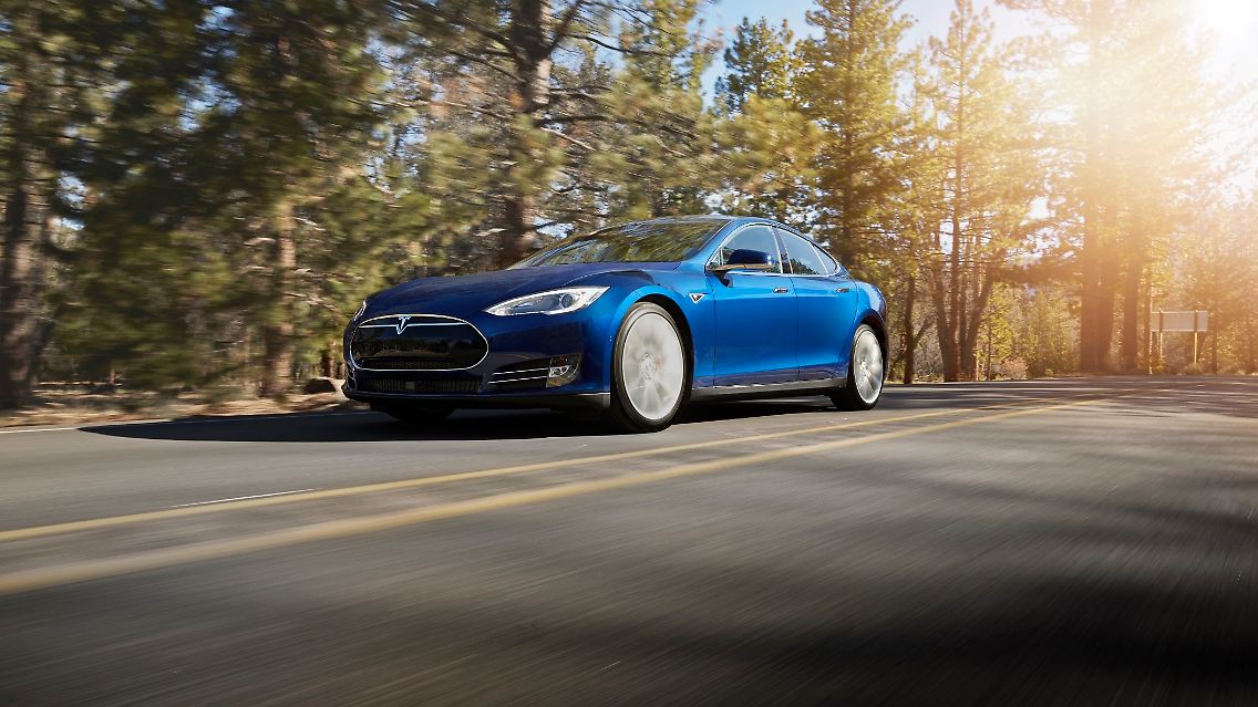 Tesla_Model_S.jpg