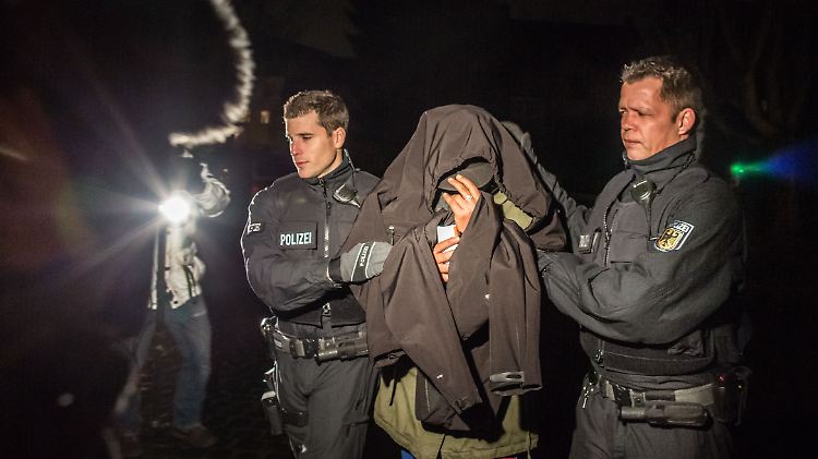 Vor allem an der deutsch-österreichischen Grenze wurden noch Schleuser gefasst.