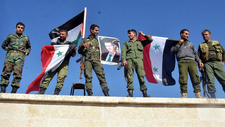 Von der Leyen kann sich eine Zusammenarbeit mit "Teilen" der Assad-Truppe gut vorstellen.