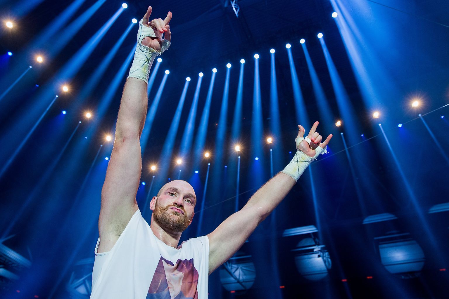 Tyson Fury feiert.