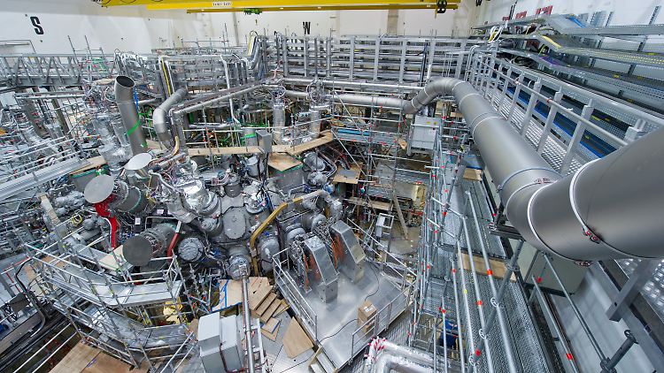 Die Anlage in Greifswald: Mittlerweile hat "Wendelstein 7-X" eine Milliarde Euro verschlungen.