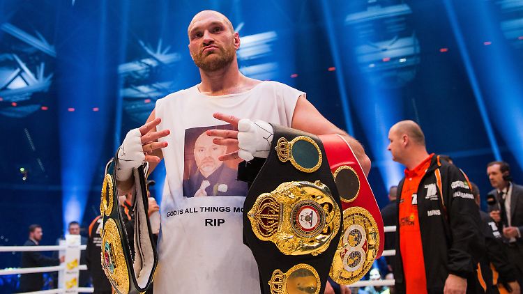 Tyson Fury boxt den Kampf seines Lebens: Dann verfügt er über alle vier WM-Gürtel. 