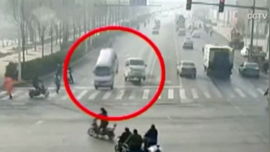 China_tanzende-Autos.jpg
