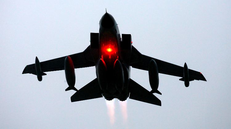 Sechs Bundeswehr-Tornados sollen im Kampf gegen den IS zum Einsatz kommen.