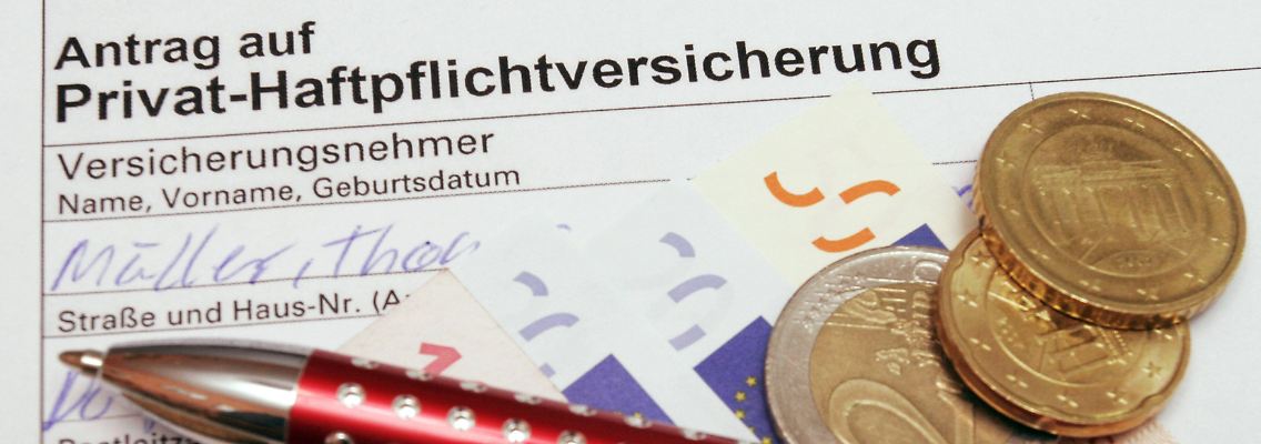 Alte Policen sollten insbesondere bei den Deckungssummen überprüft werden.