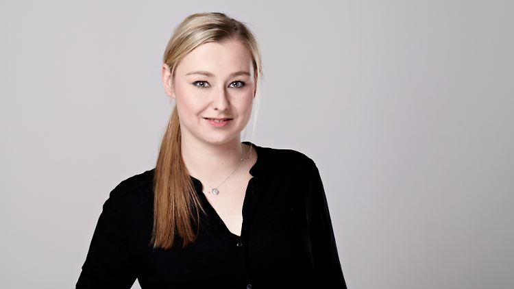 "Glaub nicht immer alles, was du denkst!", ist einer von Pia Poppenreiters Leitsätze, denn nichts liebt sie so sehr, wie den Status Quo in Frage zu stellen.