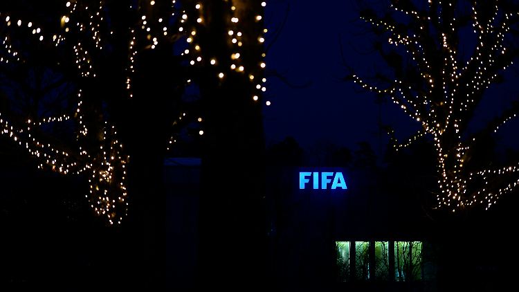 Am frühen Morgen kam es bereits zu Festnahmen bei der Fifa-Sitzung.