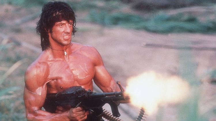Ratatazong, weg ist der Balkon: Sylvester Stallone als Rambo.